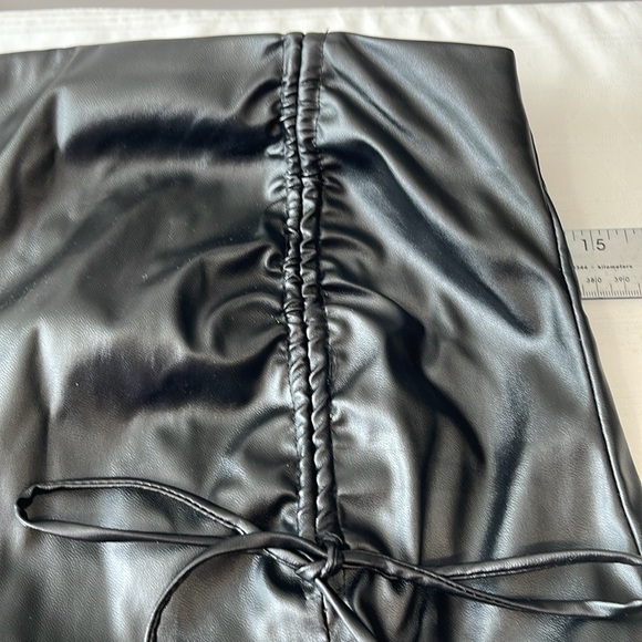 Cider, Edgy style, faux leather black mini skirt - Picture 7 of 7
